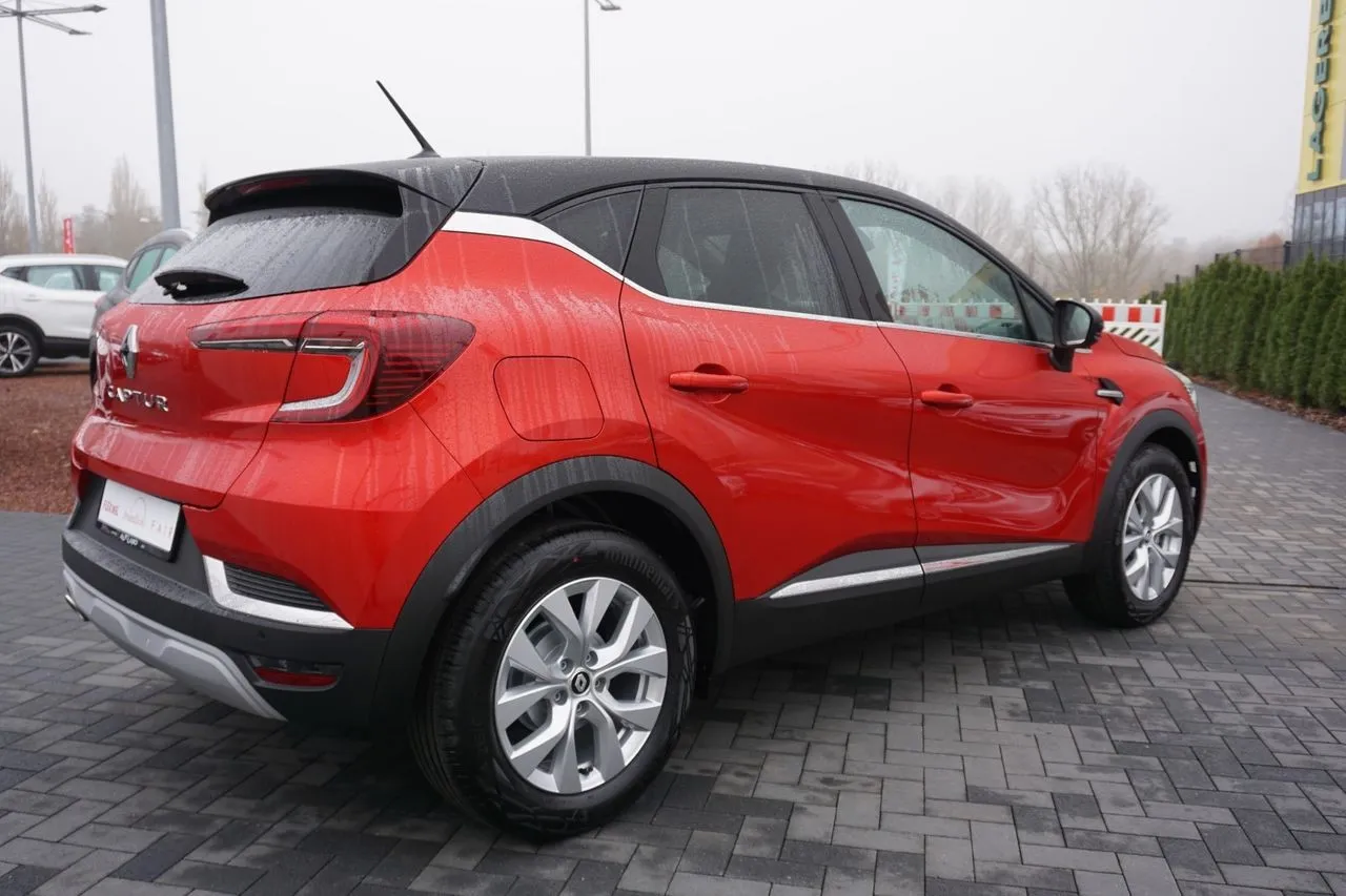 Renault Captur TCe 100 LPG Navi...  Image 4