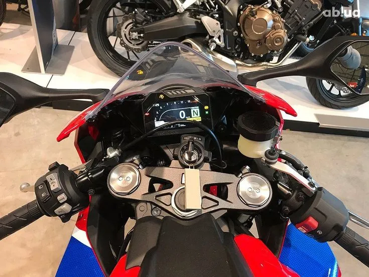 Honda CBR Image 5